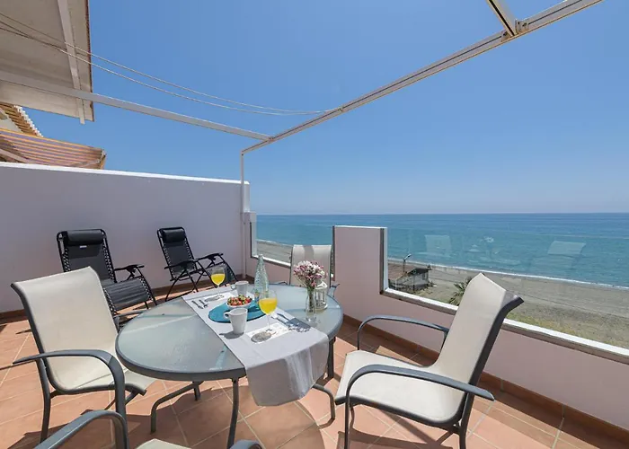 Wintowinrentals Amazing Front Sea View & Relax